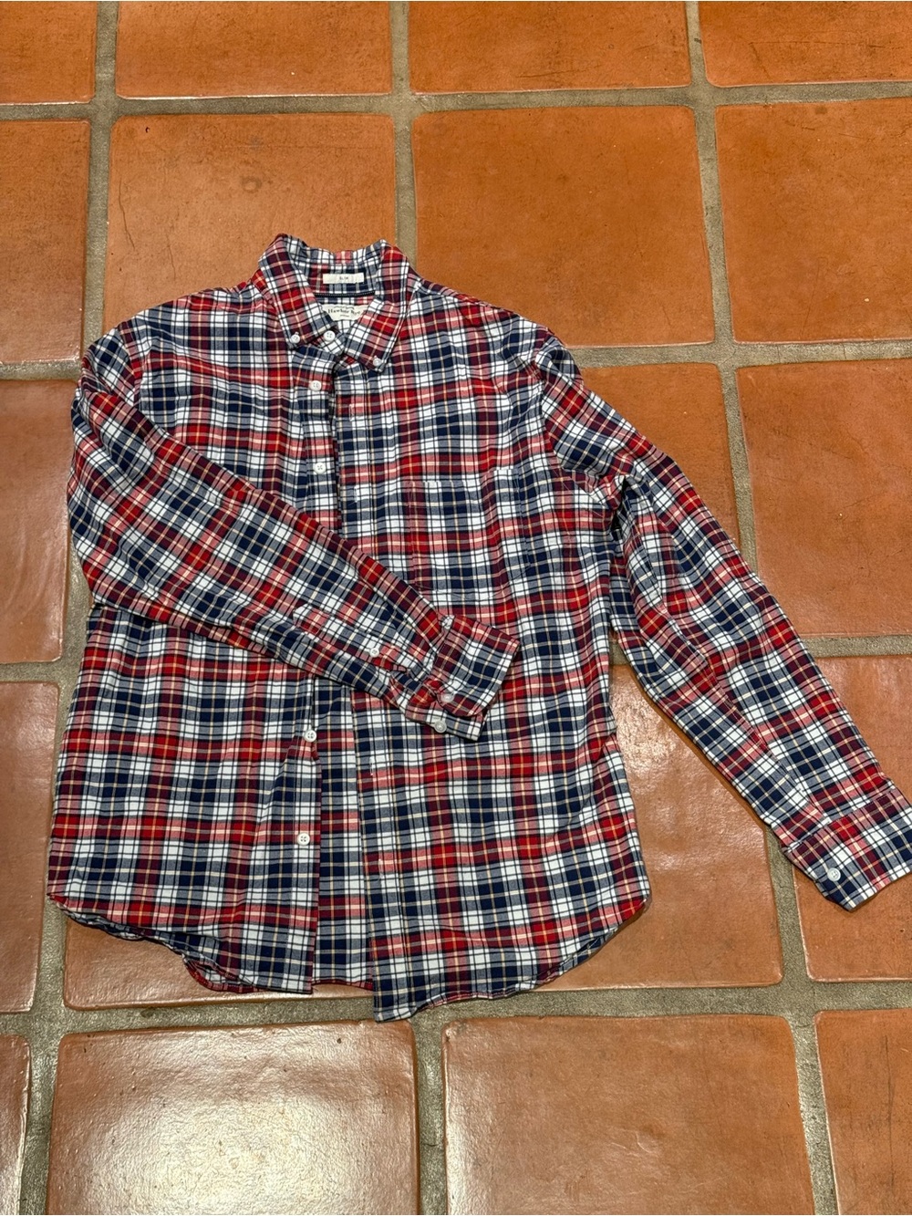 Men's Red and Navy Plaid Casual Button-Down Shirt